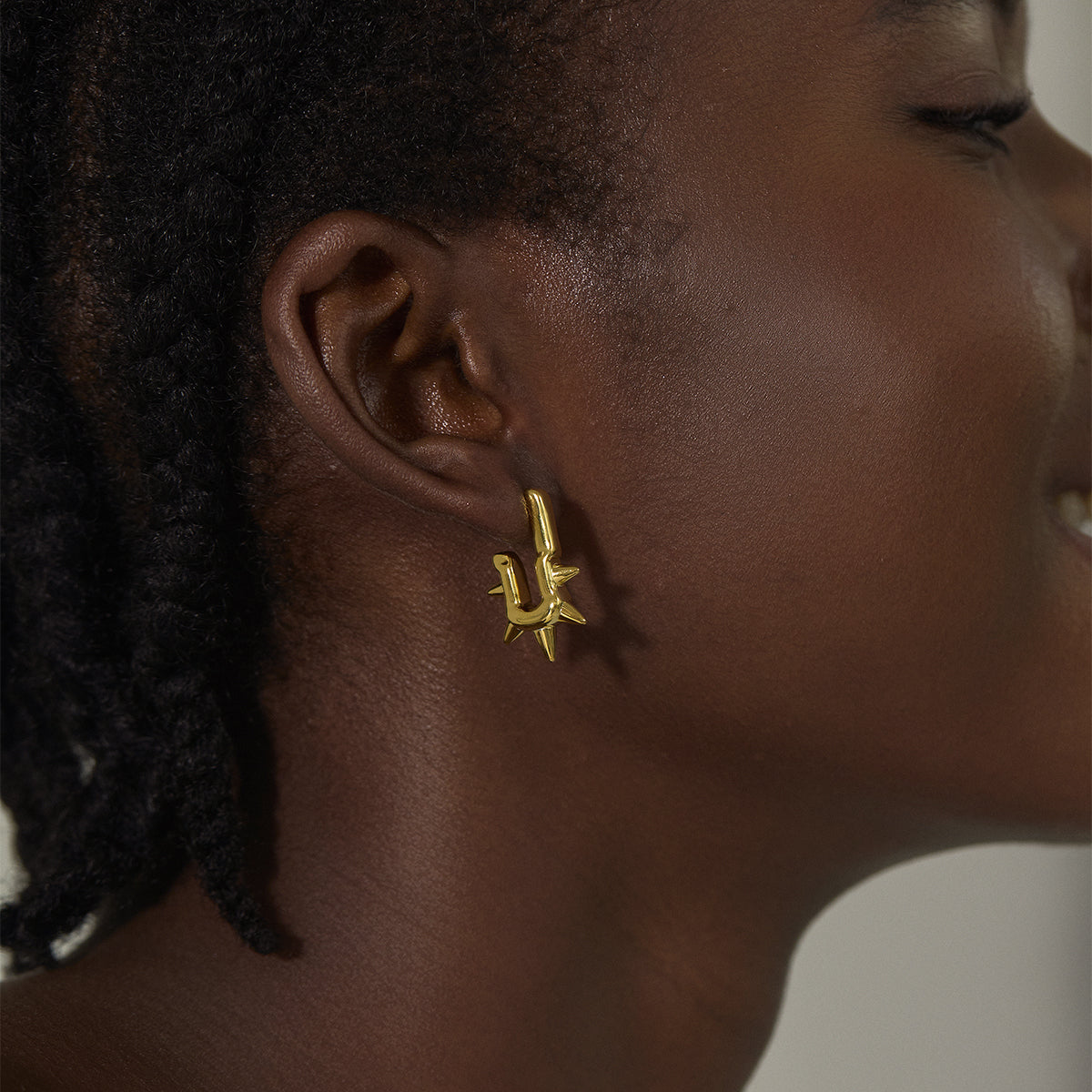 Bold 999 Pure Silver Electroforming Big U Shape Rivet Hollow Design Lightweight Women Daily Wear Statement Earrings